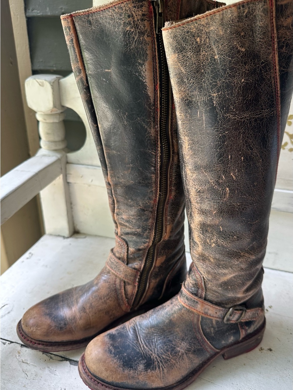 BED STU Glaye Black Lux Distressed Riding Boot